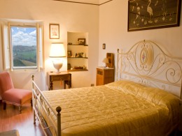RESTORED PALACE FOR SALE IN LE MARCHE  Palace in old town whit beautiful garden for sale in Le Marche